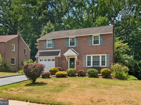 1348 Dermond Rd, Drexel Hill, PA 19026