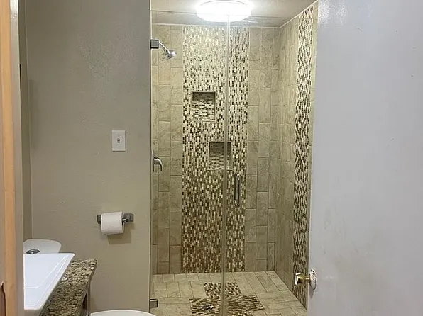 8103 Glen Vista St, Houston, TX 77061