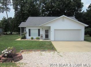 40 Starcrest Dr, Camdenton, MO 65020
