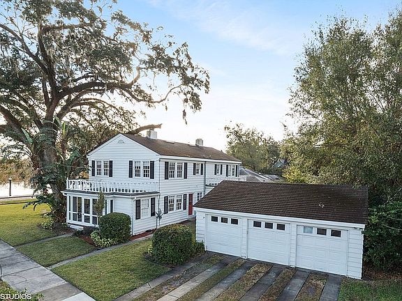 2nd image of 602 Lake Ave