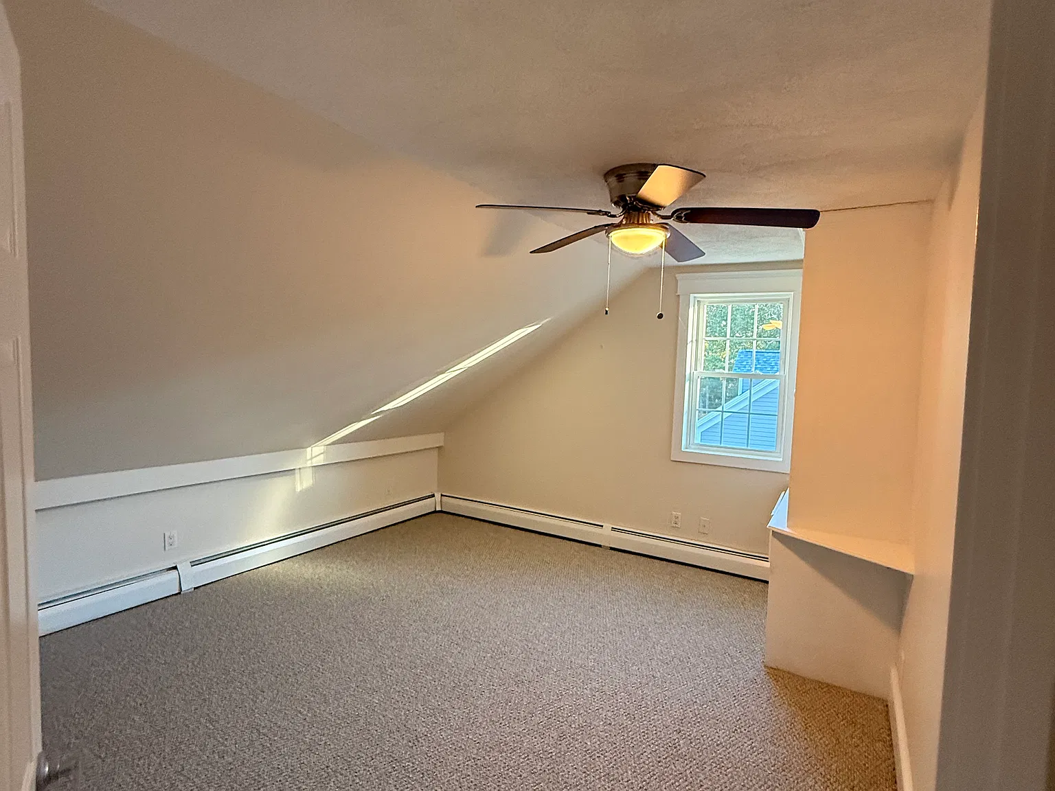 3 bed, 1091 sqft, $2,800 — Photo 4