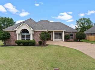 506 Carnaby Ct, Bossier City, LA 71111