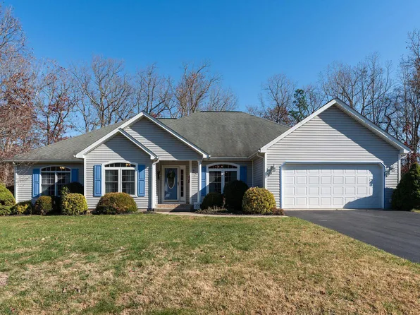 130 Rutherford Ln, Stuarts Draft, VA 24477