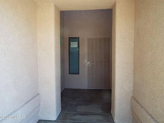 2nd image of 8009 S Castle Bay St