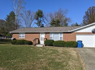 4226 E 73rd Dr, Terre Haute, IN 47802