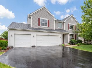 14707 Independence Dr, Plainfield, IL 60544