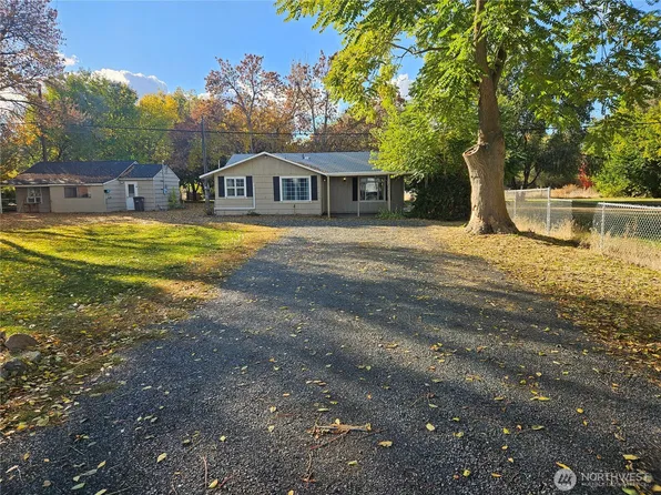 335 F Street NW, Ephrata, WA 98823