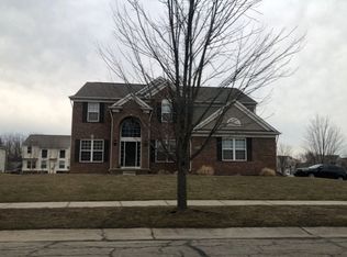 6158 Quartz Ln, Grand Blanc, MI 48439