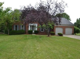 9928 Bolingbroke Dr, West Chester, OH 45241