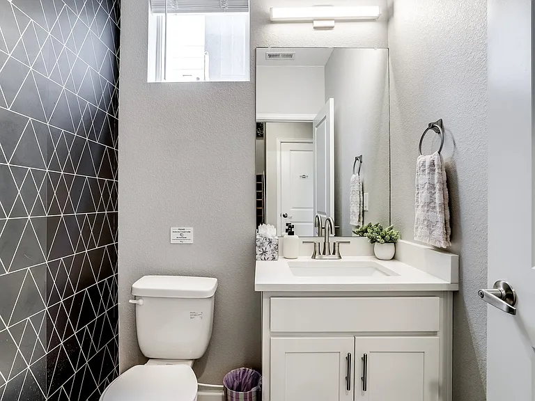 5305 E 63rd Pl — Photo 13