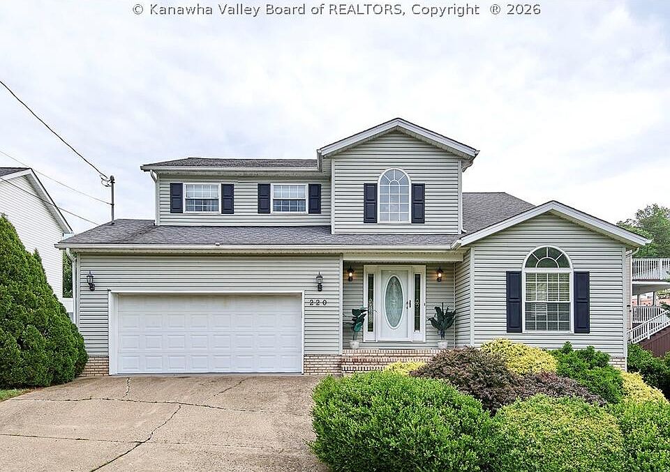 1st image of 220 Crestview Dr