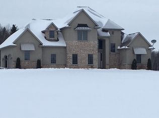 9072 Schroeder Rd, Oconto Falls, WI 54154