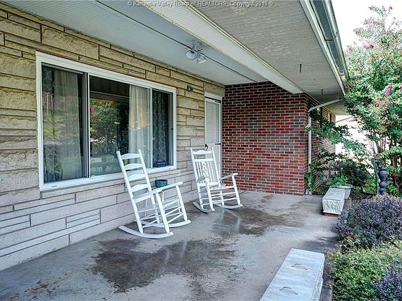3rd image of 5140 Crystal Dr