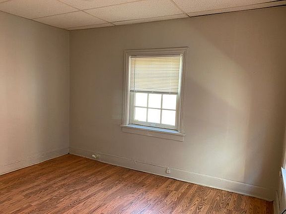 5th image of 1207 Walnut St