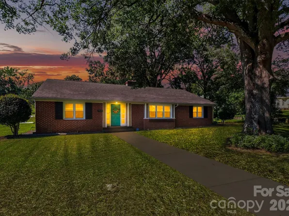 704 Lancaster Ave, Monroe, NC 28112
