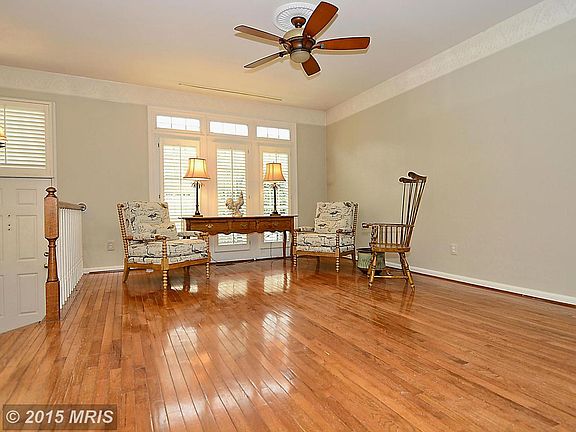 5th image of 6607 Thurlton Dr