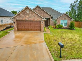 4400 Peach Tree, Shawnee, OK 74804