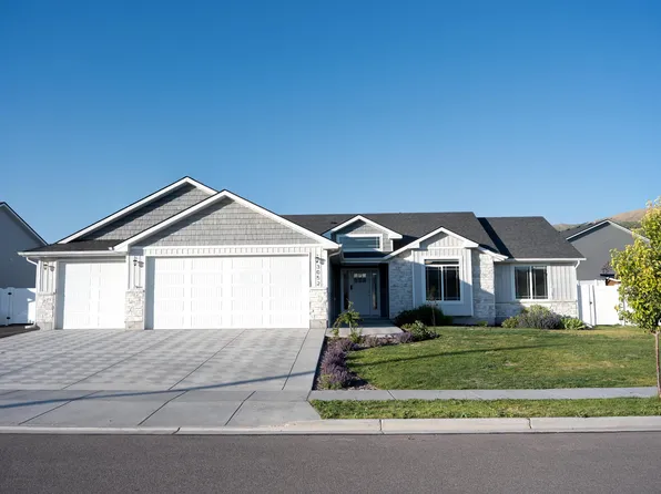3052 Dewinter Dr, Pocatello, ID 83204