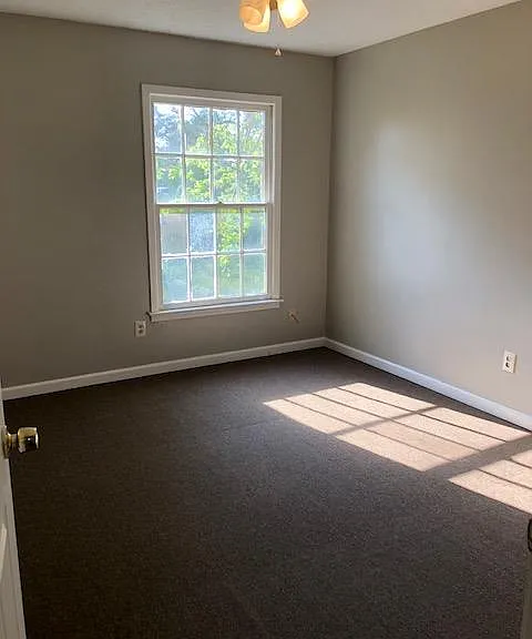 3734 Wax Myrtle Dr — Photo 2