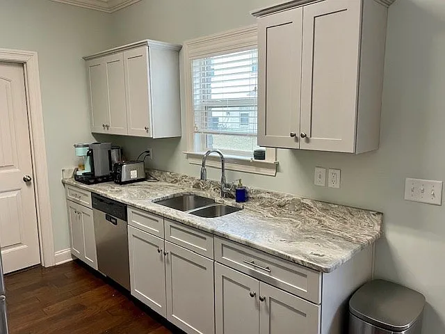 122 Robbins Cir — Photo 5