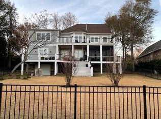 1911 Middle Sound Loop Rd, Wilmington, NC 28411