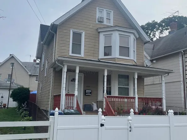 1224 Iranistan Avenue, Bridgeport, CT 06605