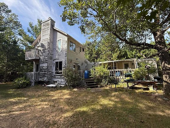 4th image of 1309 Dyke Dr