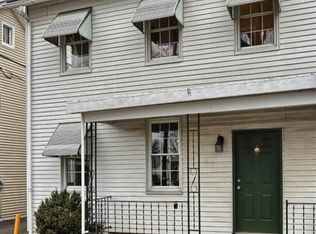 218 Armstrong St, Halifax, PA 17032