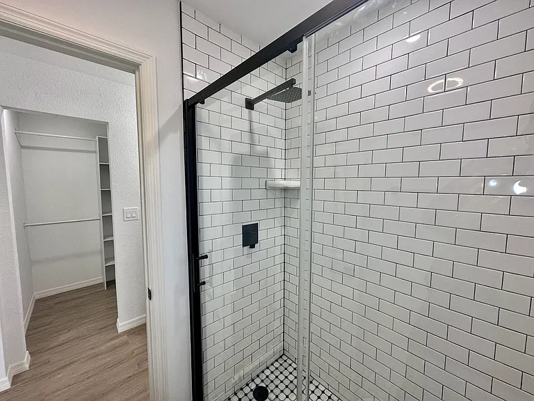 19306 Edgewater Dr — Photo 15