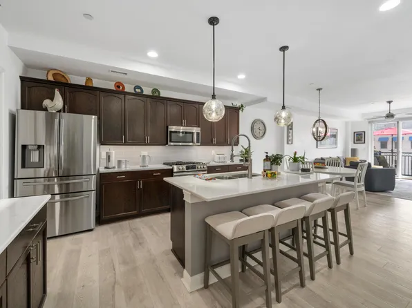 151 Mill St APT 318, Columbus, OH 43230