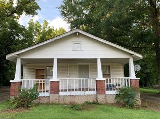 1502 W Vandalia Rd, Greensboro, NC 27406
