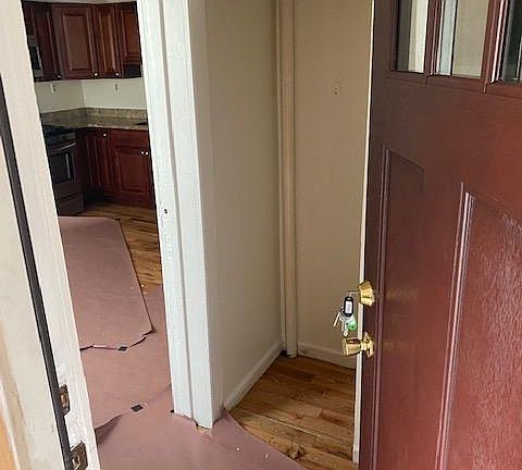 2nd image of 11 Dana Ave #Basement