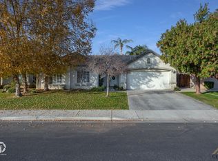 8506 Seven Hills Dr, Bakersfield, CA 93312