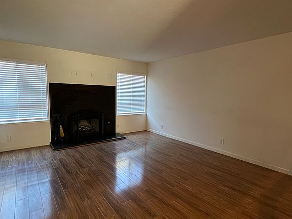 4th image of 466 W Hacienda Ave