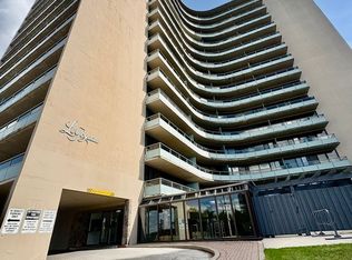 111 Riverside Dr E #1609, Windsor, ON N9A2S6