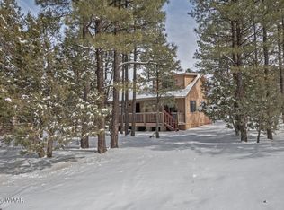 2879 Belle Rd, Overgaard, AZ 85933