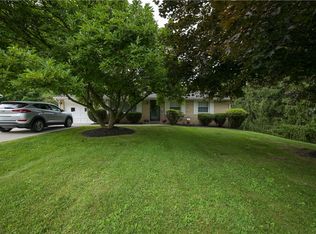 1017 Shenango Rd, Beaver Falls, PA 15010