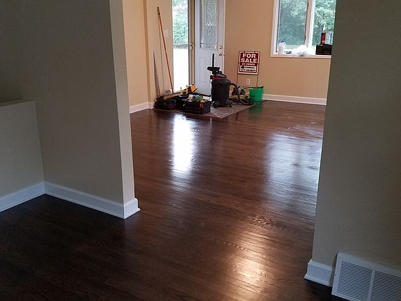 Dining room to Front door