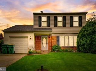 3237 Leeland Dr, Bensalem, PA 19020