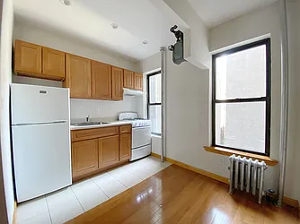 Rented by Union Square Property Management