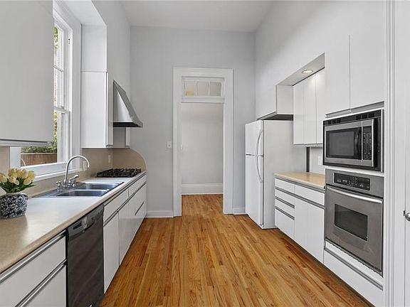 3rd image of 1636-38 Arabella St
