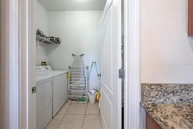 3272 Rodrick Cir — Photo 9