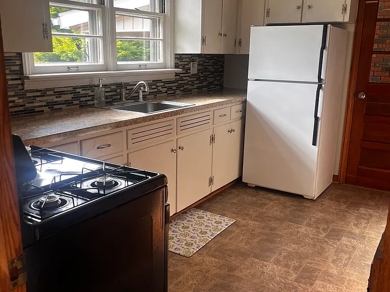 10 Steiger Ave #1 — Photo 24