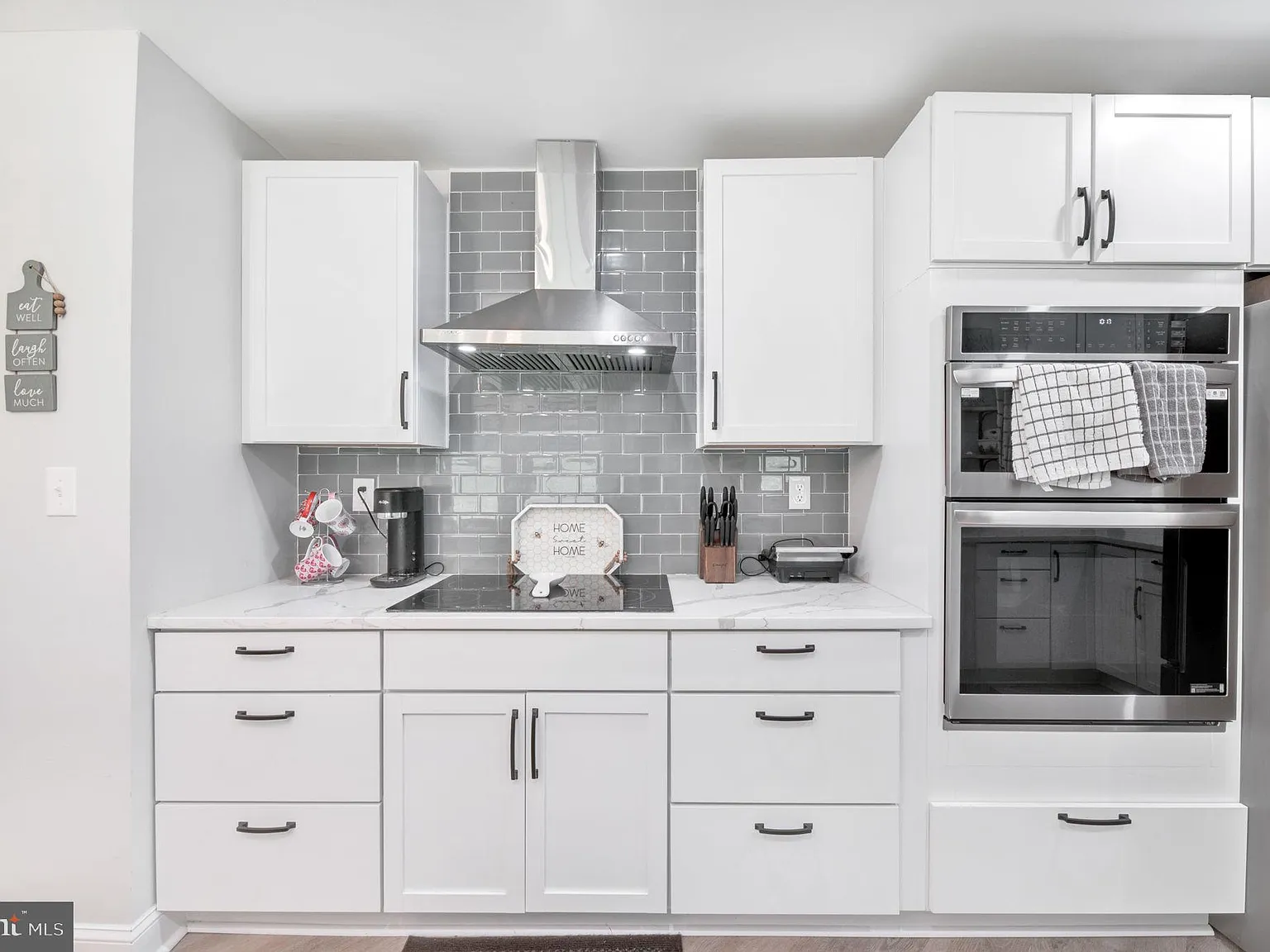 4 bed, 2.5 bath, 1980 sqft, $3,500 — Photo 4