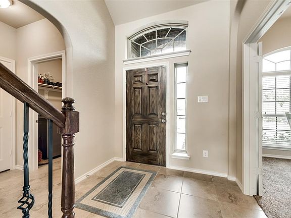 4th image of 1313 Glen Ct