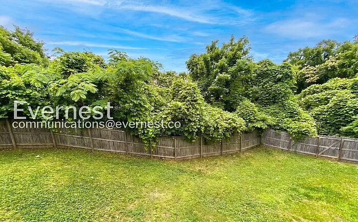5520 Desoto Cir — Photo 21