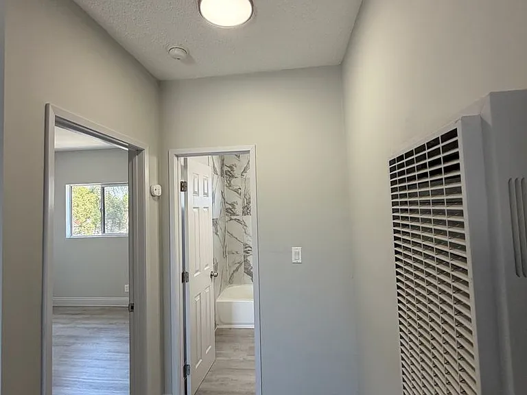 8100 S Western Ave — Photo 15
