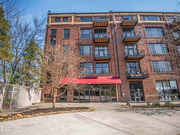 4th image of 1060 Worlds Fair Park Dr Unit 302