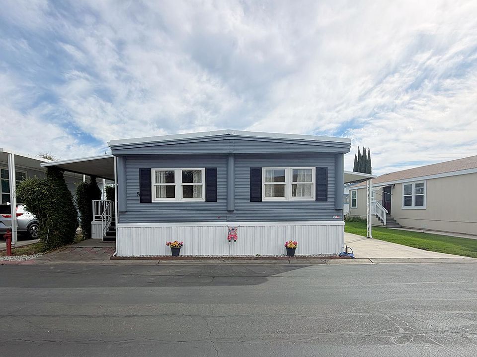 1st image of 3901 Lake Rd #5