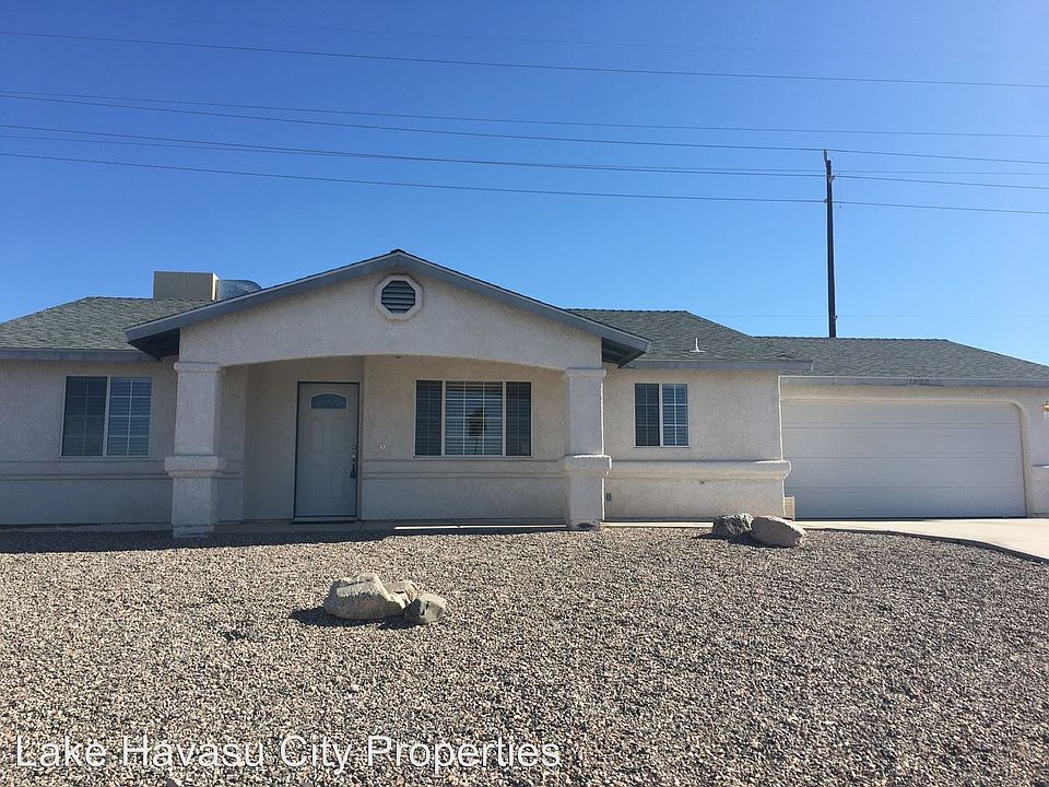 1st image of 1020 Desert View Dr